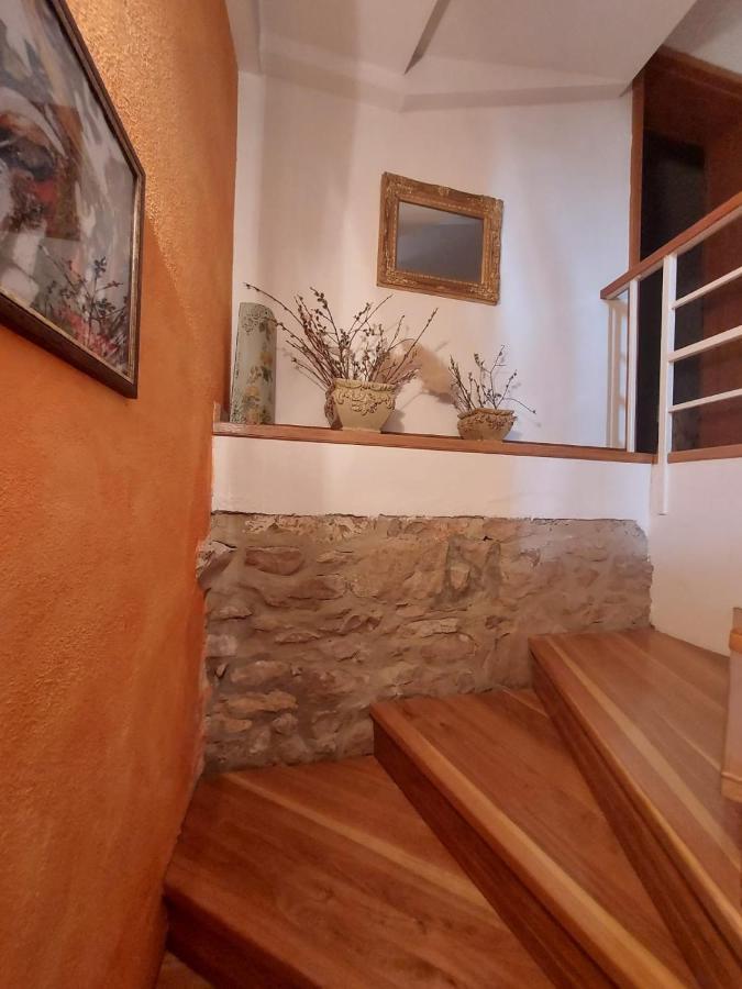 Villa Vicina Heritage Villa For 9,Milna - Close To Restaurants And Shops Exterior photo